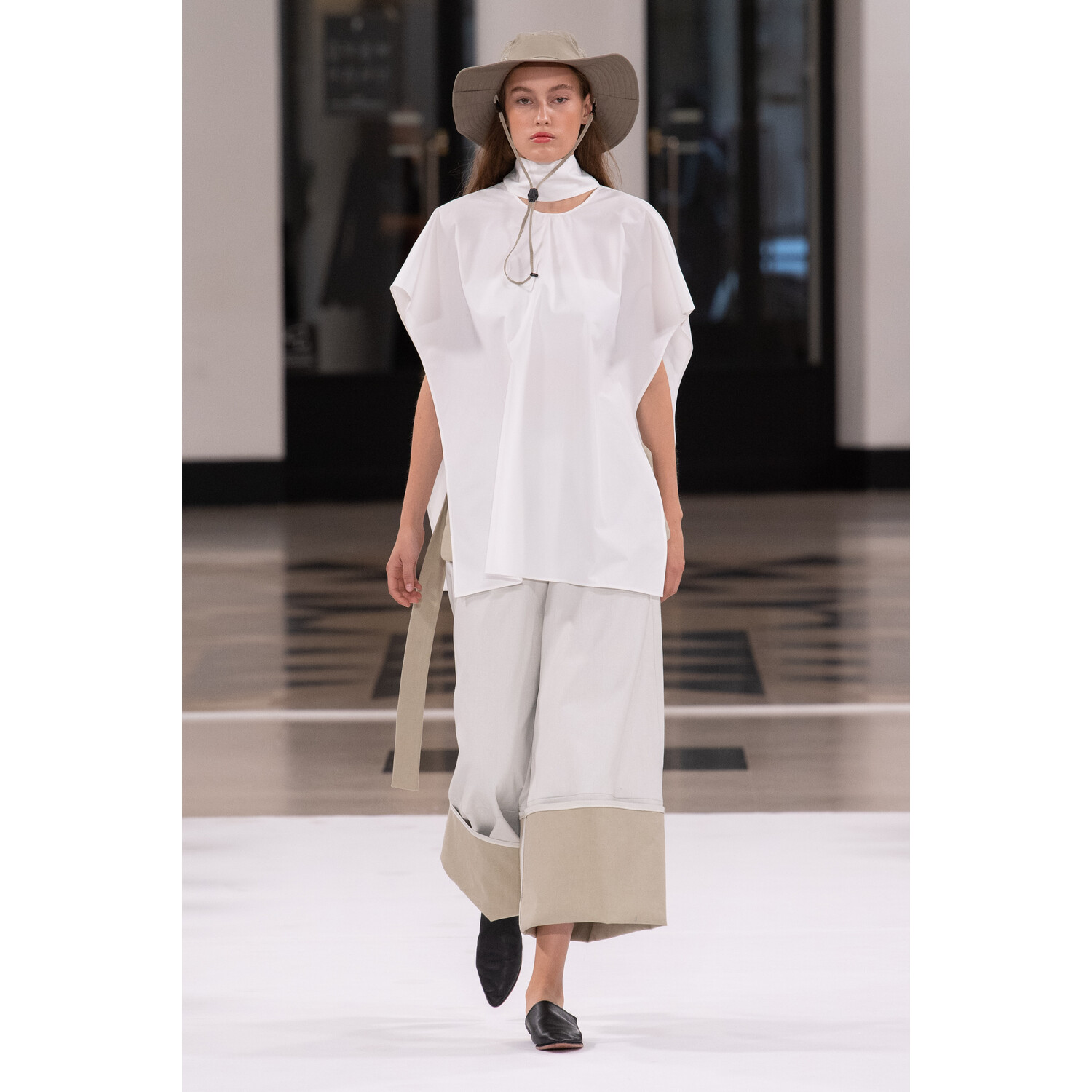 Фото Nobi Talai Spring 2019 PFW / Nobi Talai весна-лето 2019 Неделя моды в Париже